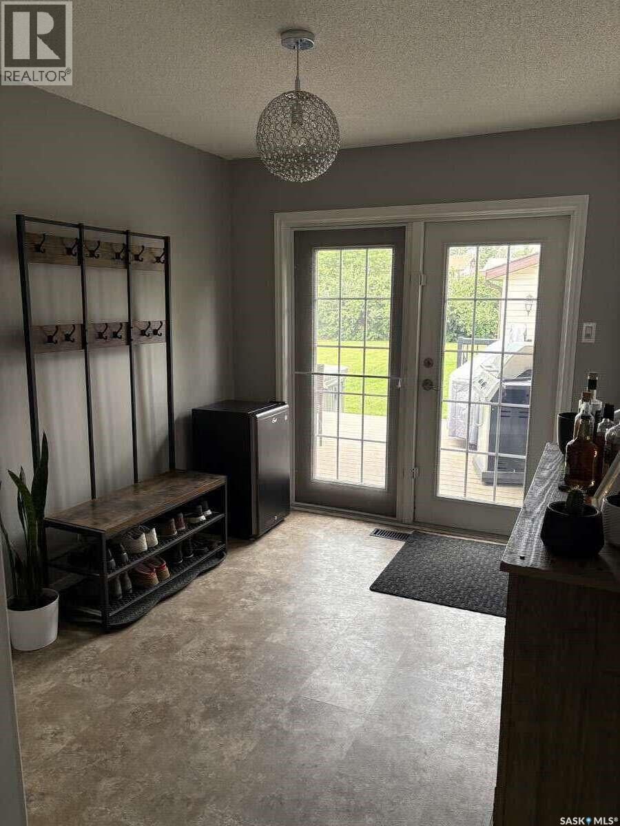 405 7th AVENUE W - 14
