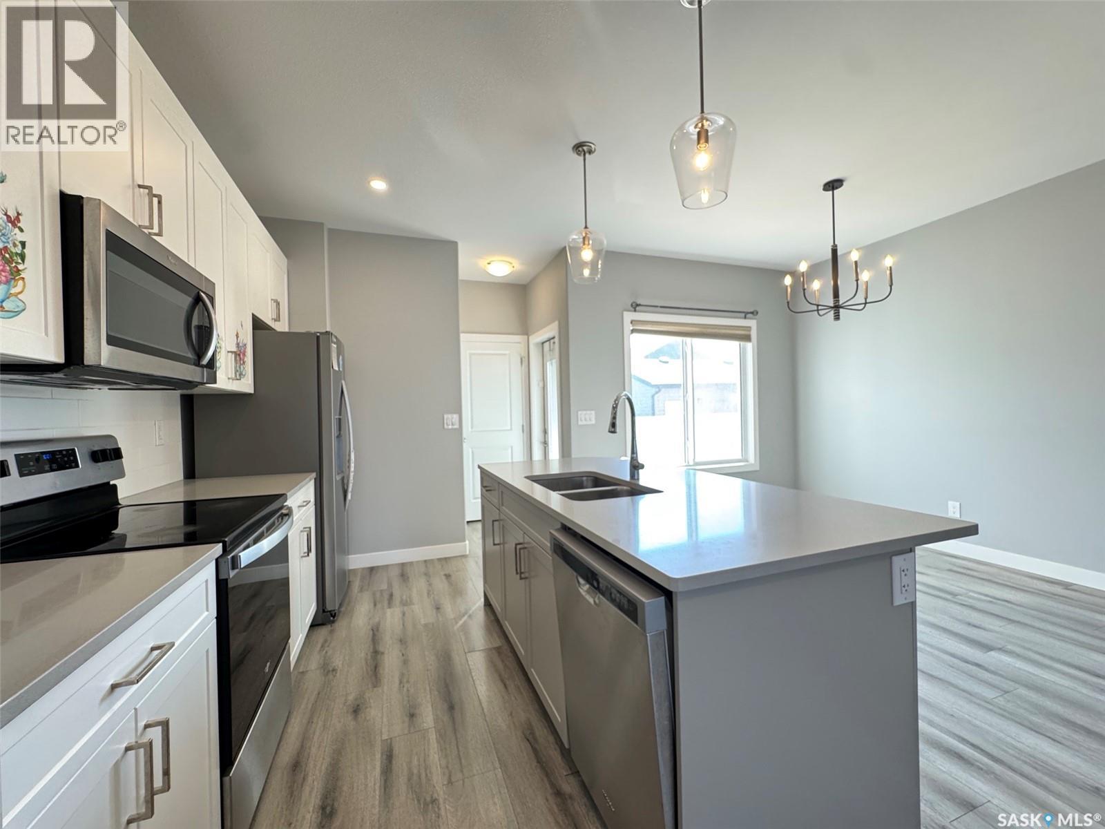 266 Brighton BOULEVARD — photo 9