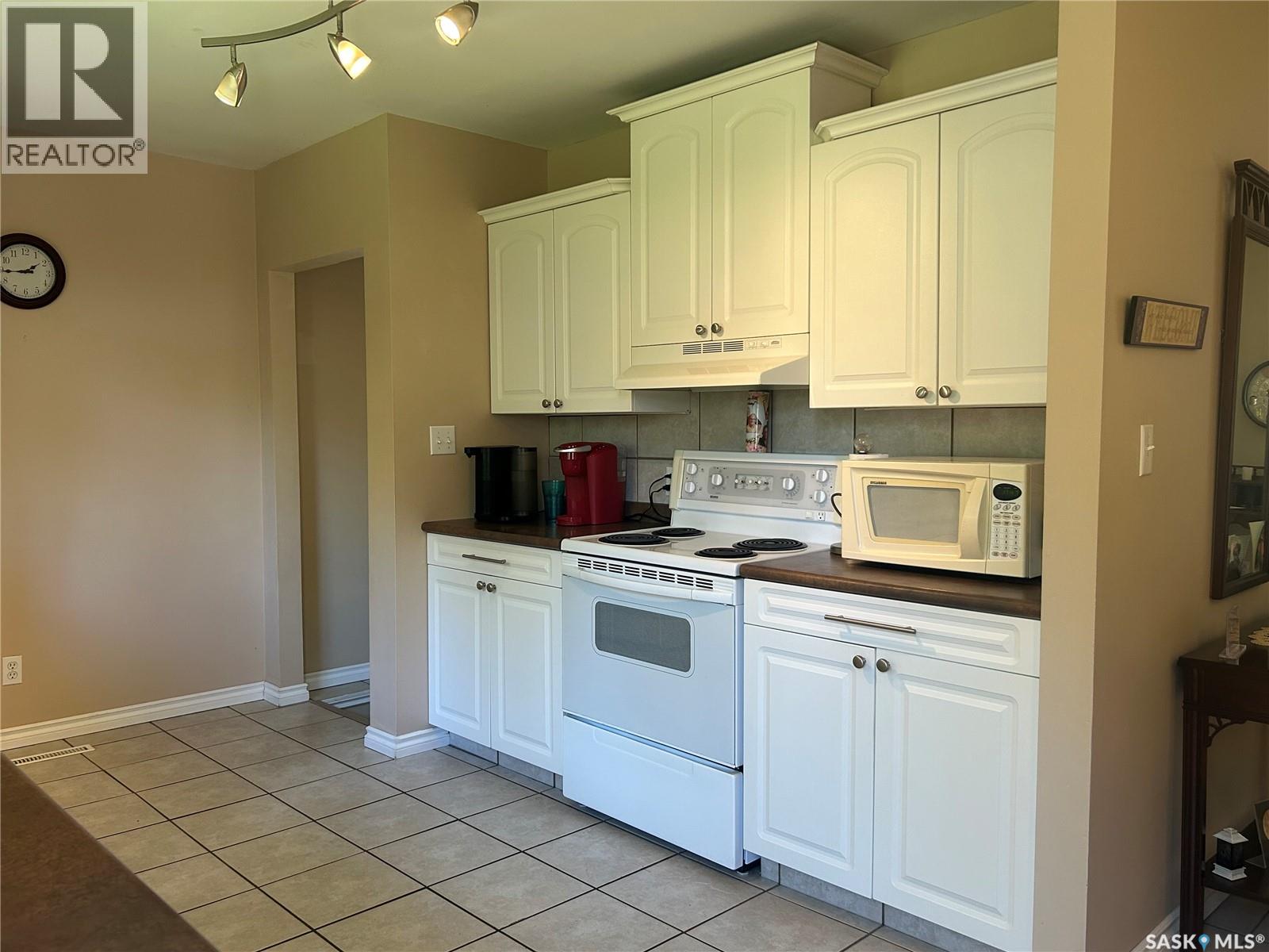 231 Duncan ROAD - 11