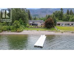 Pantry - 777 Coubeaux Place, Sorrento, BC V0E2W1 Photo 18