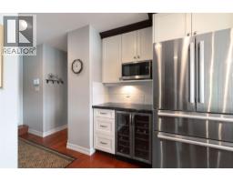 777 Coubeaux Place, Sorrento, BC V0E2W1 Photo 35