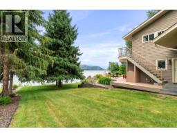 3pc Ensuite bath - 777 Coubeaux Place, Sorrento, BC V0E2W1 Photo 10