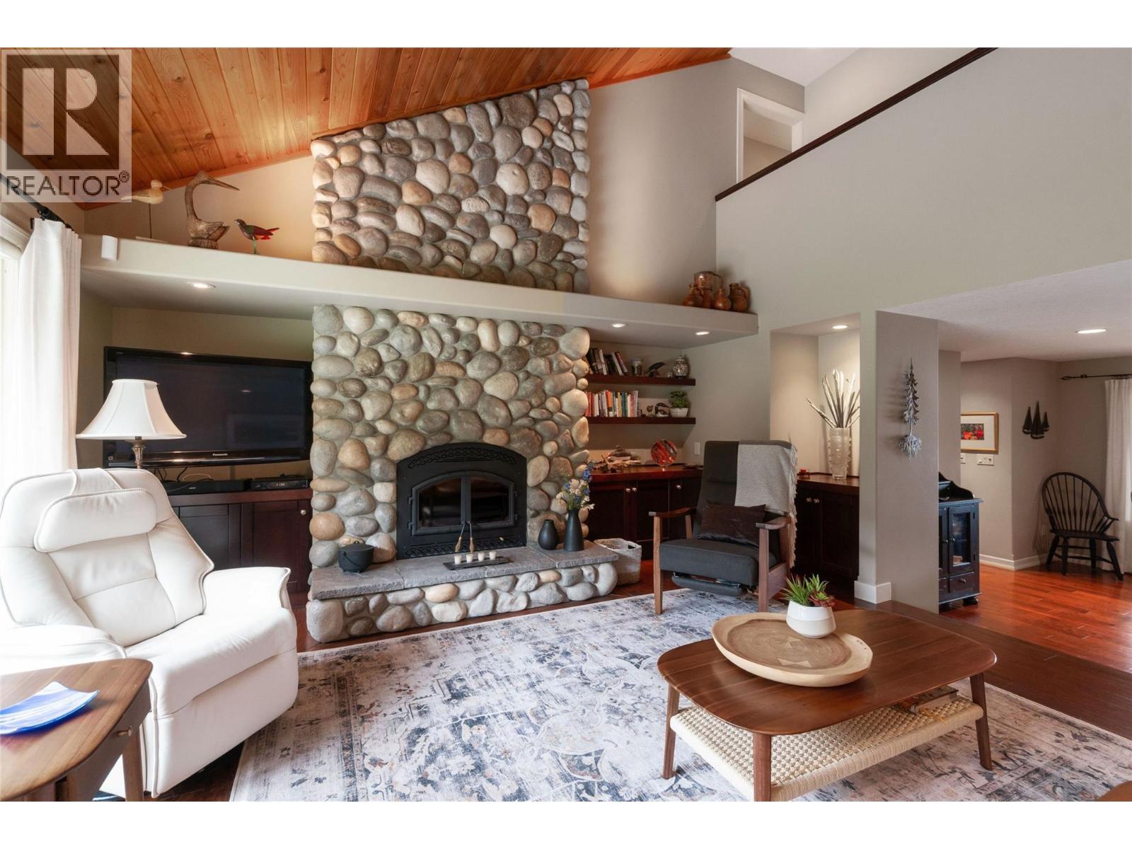 777 Coubeaux Place, Sorrento