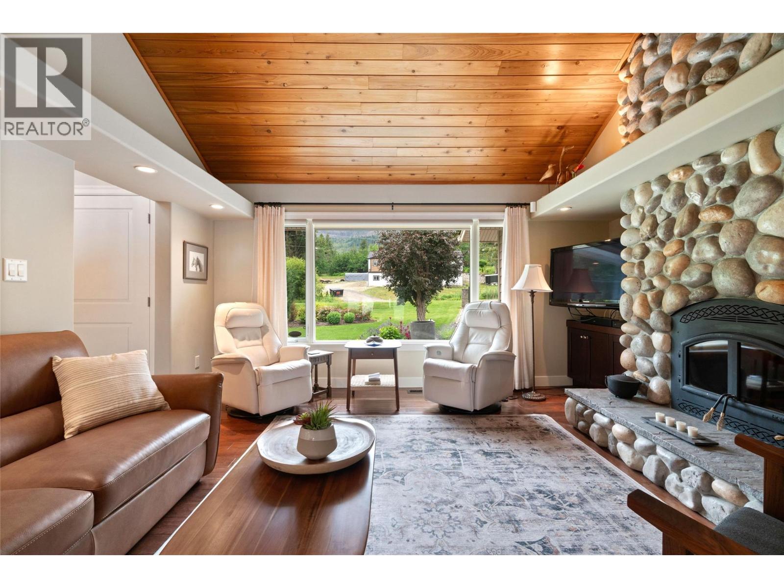 777 Coubeaux Place, Sorrento