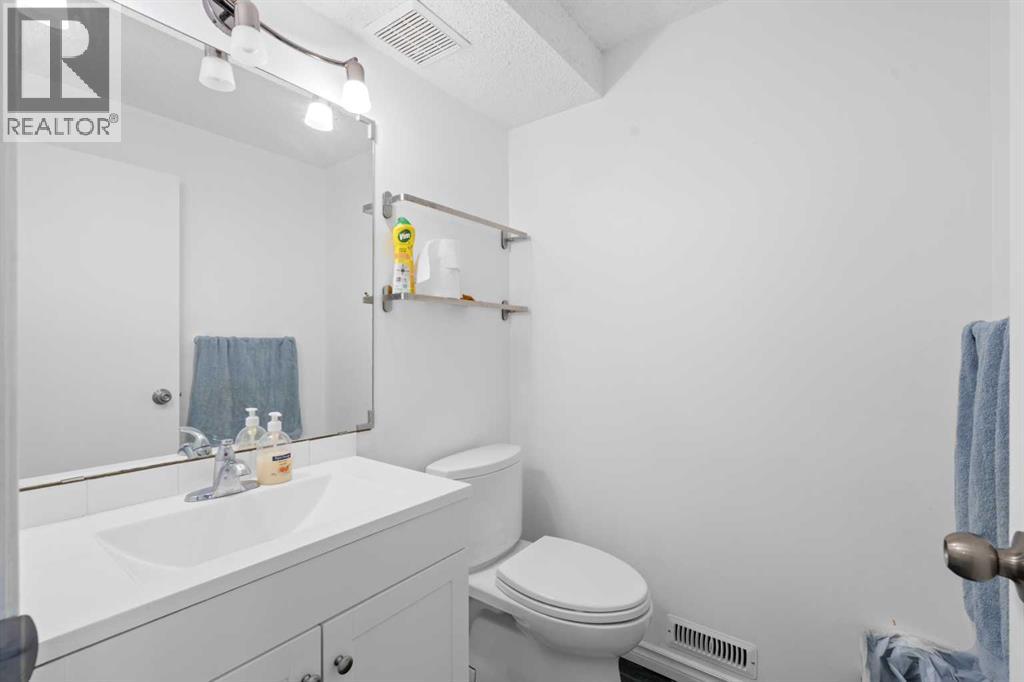 6509 68 Street NE - 25