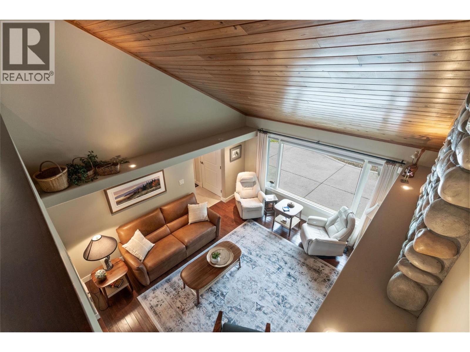 777 Coubeaux Place, Sorrento