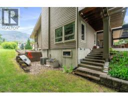 777 Coubeaux Place, Sorrento, BC V0E2W1 Photo 91