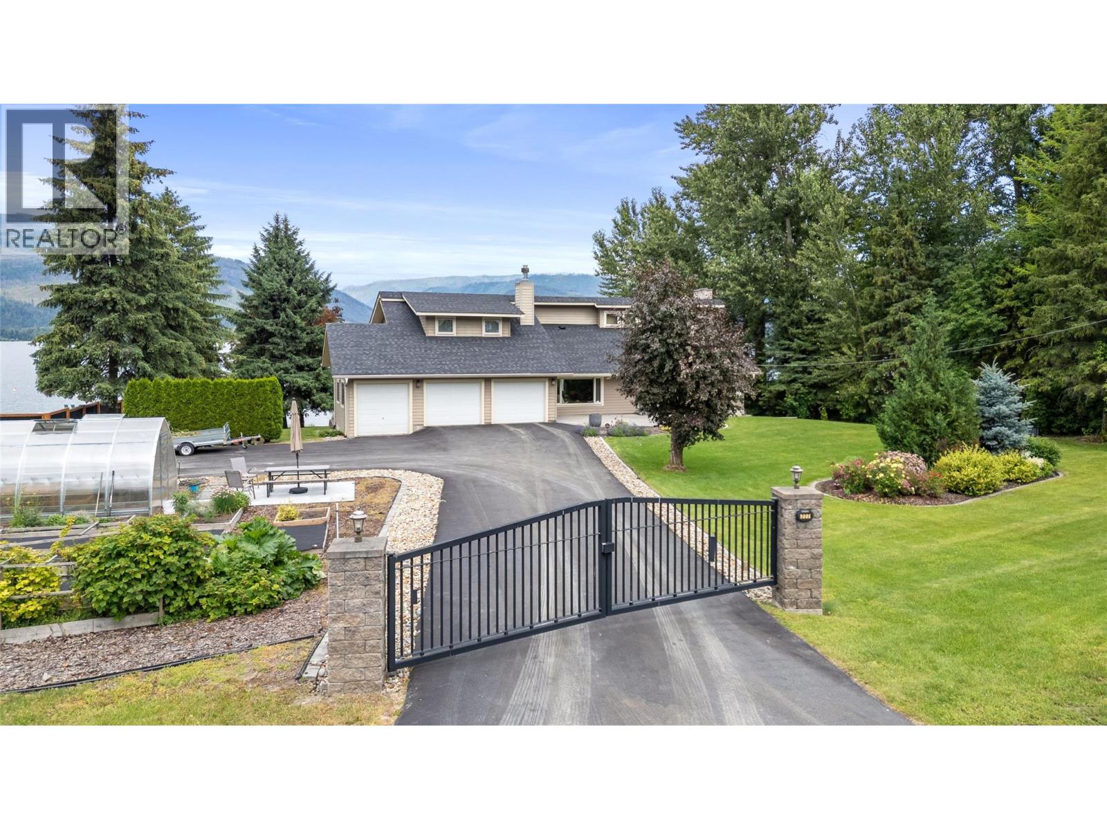 777 Coubeaux Place, Sorrento
