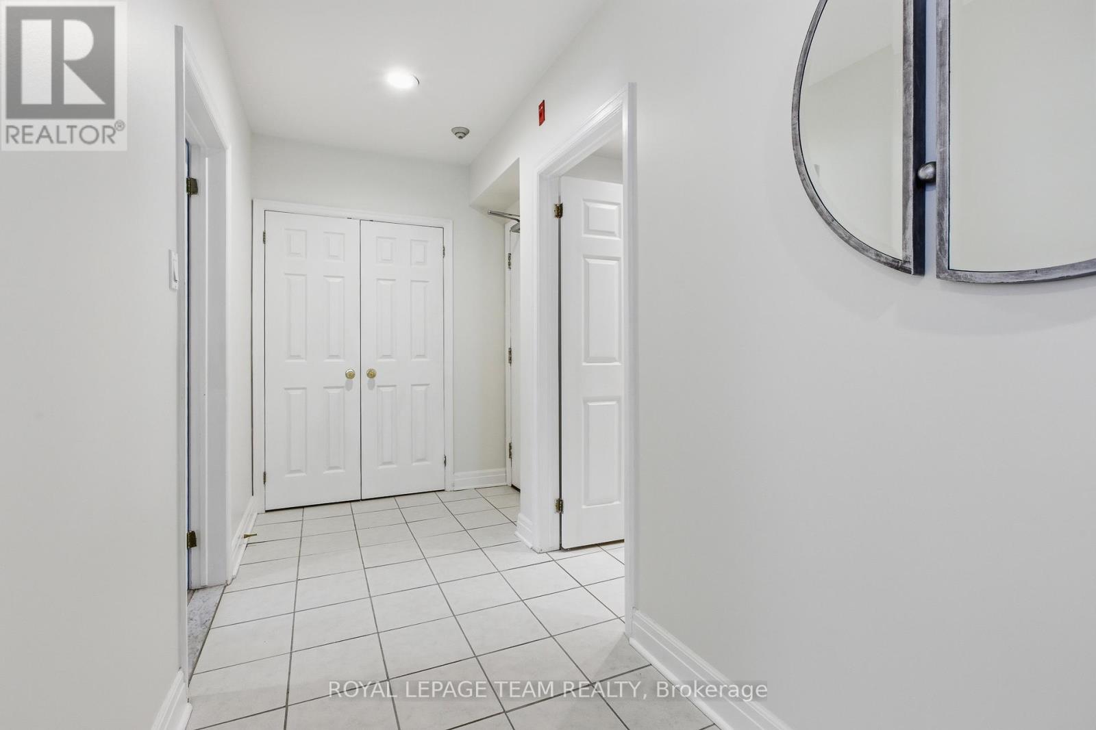 #107 499 SUNNYSIDE AVENUE W - 28