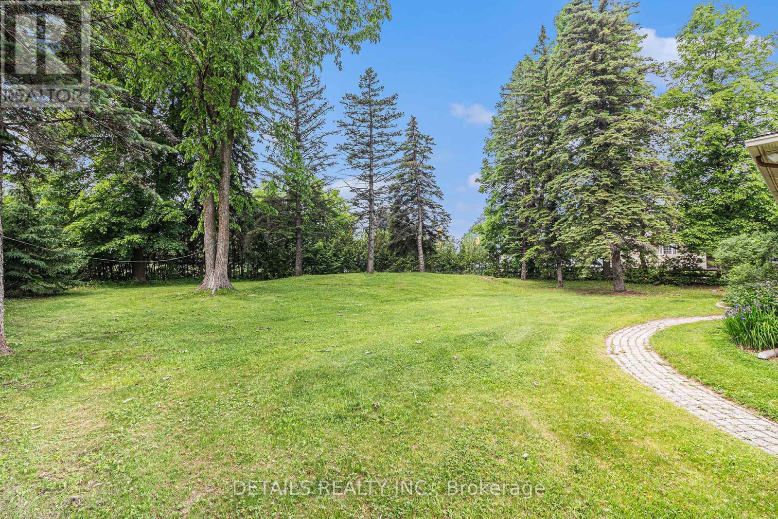 4 Bed, 3 Bath House for Sale in Ottawa – 3 WINTERGREEN DRIVE, Ottawa – MLS# X13535442 - Image 47