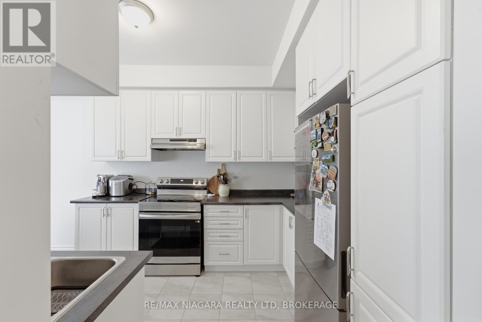 56 SAPPHIRE WAY - 12