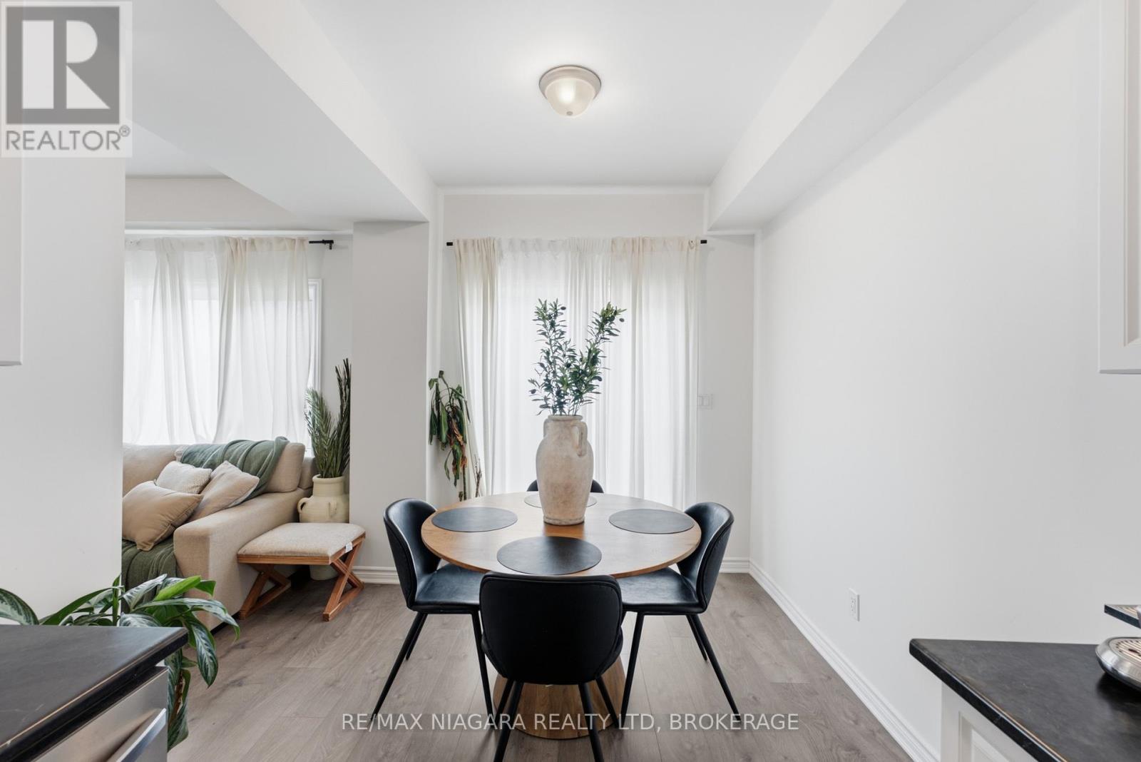 56 SAPPHIRE WAY - 13
