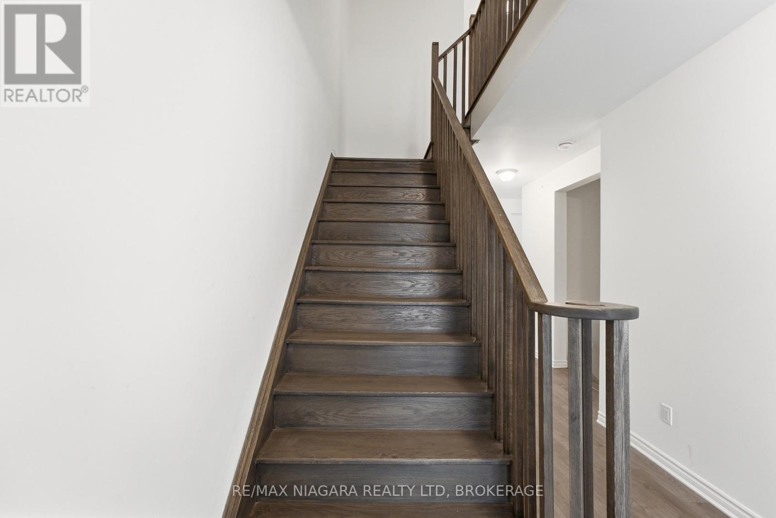 56 SAPPHIRE WAY - 17