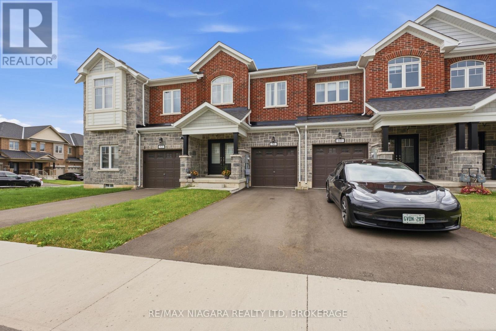 56 SAPPHIRE WAY - 3