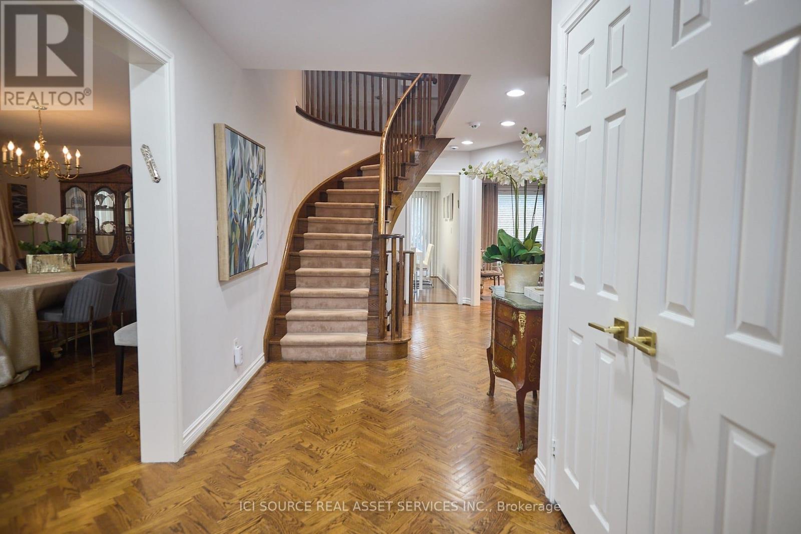 104 ALMORE AVENUE - 26