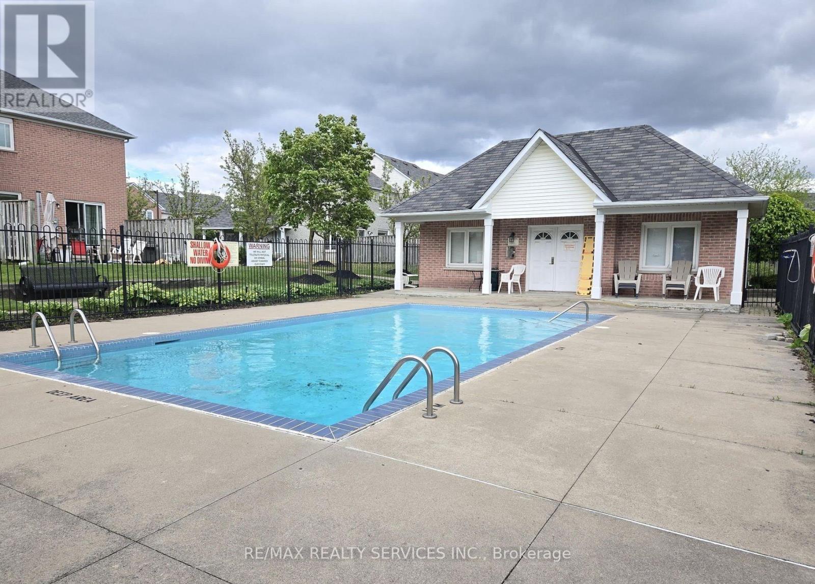 #26A 5205 GLEN ERIN DRIVE E - 1