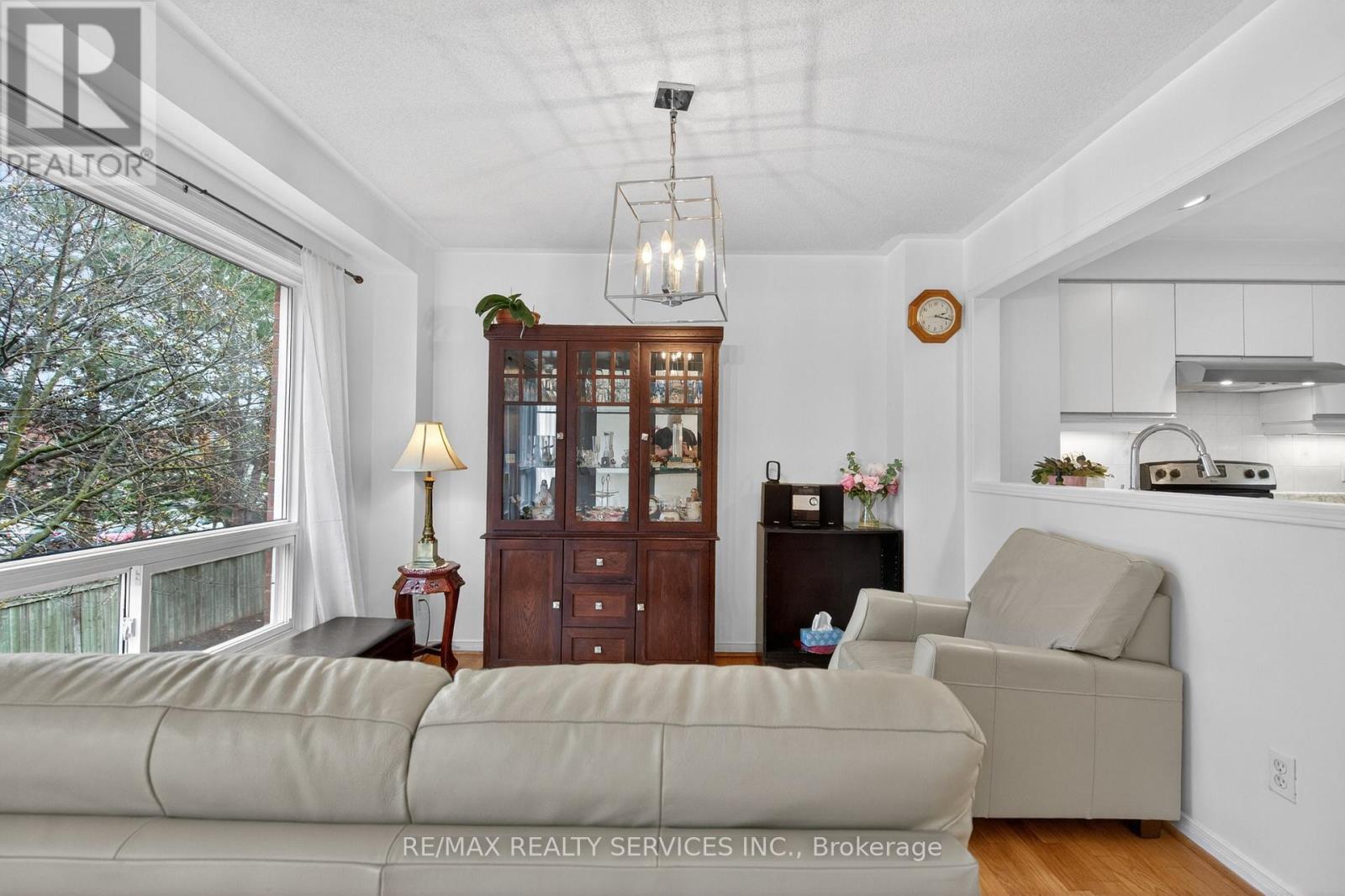 #26A 5205 GLEN ERIN DRIVE E - 40