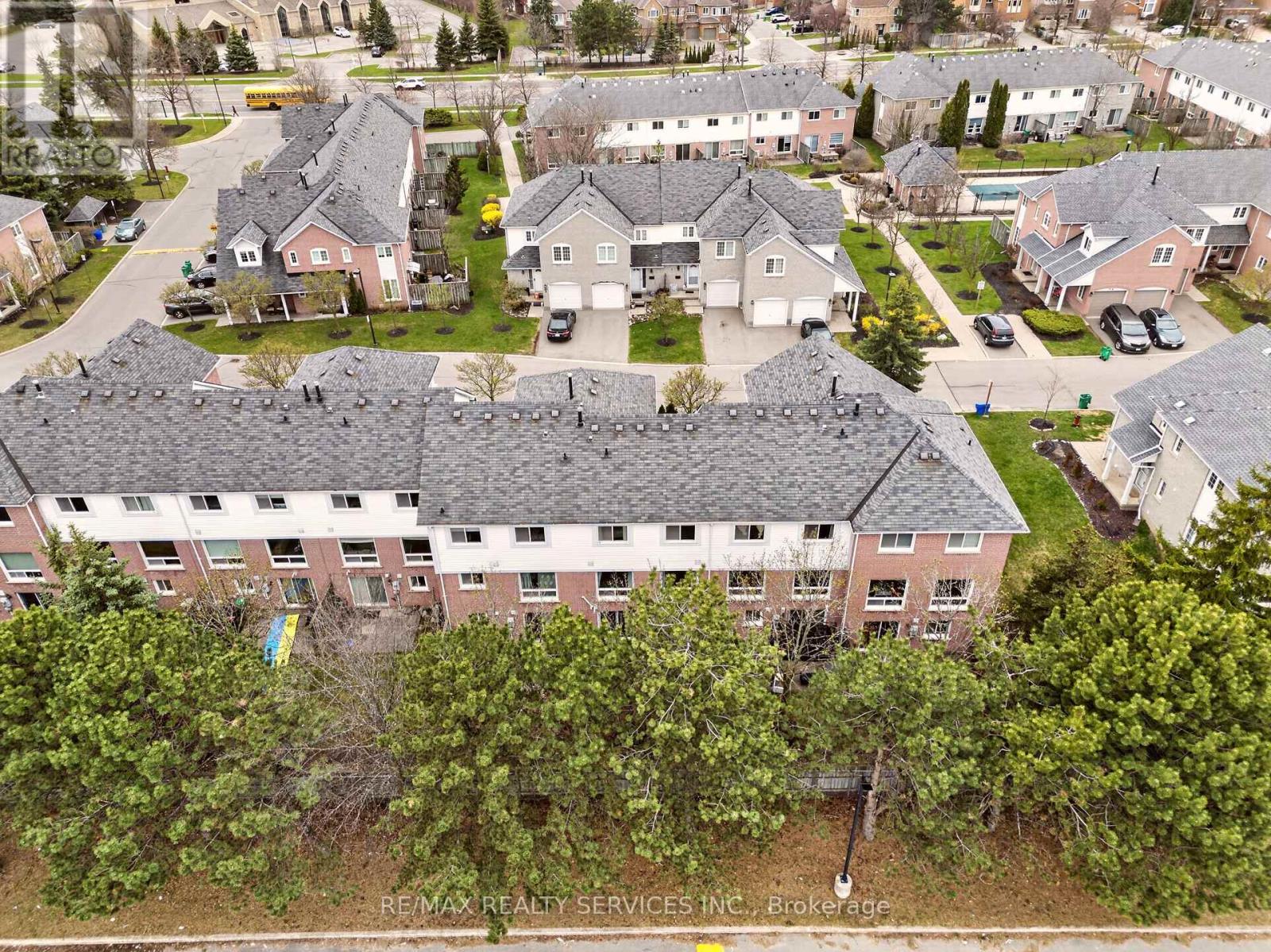 #26A 5205 GLEN ERIN DRIVE E - 33