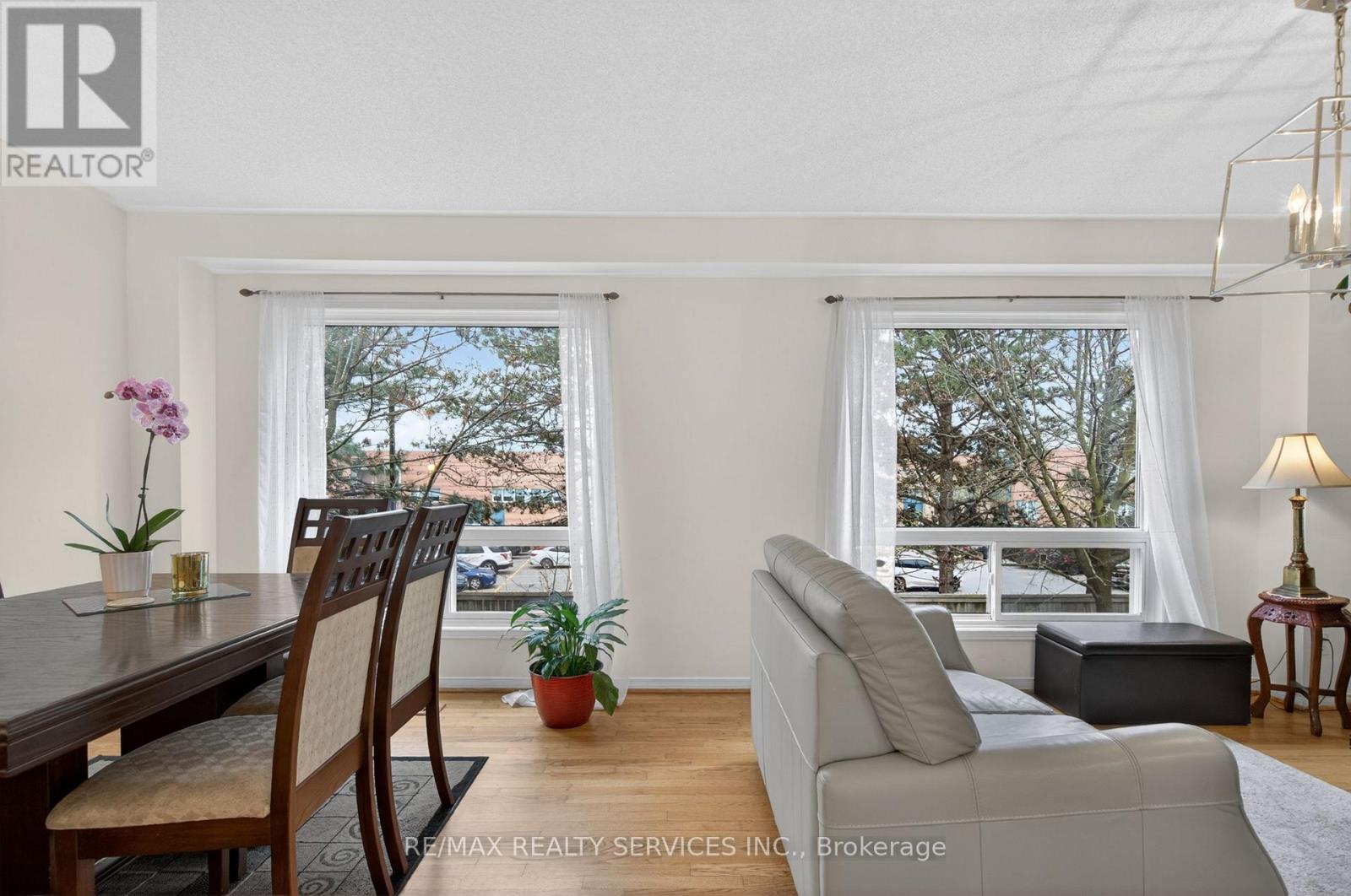 #26A 5205 GLEN ERIN DRIVE E - 9