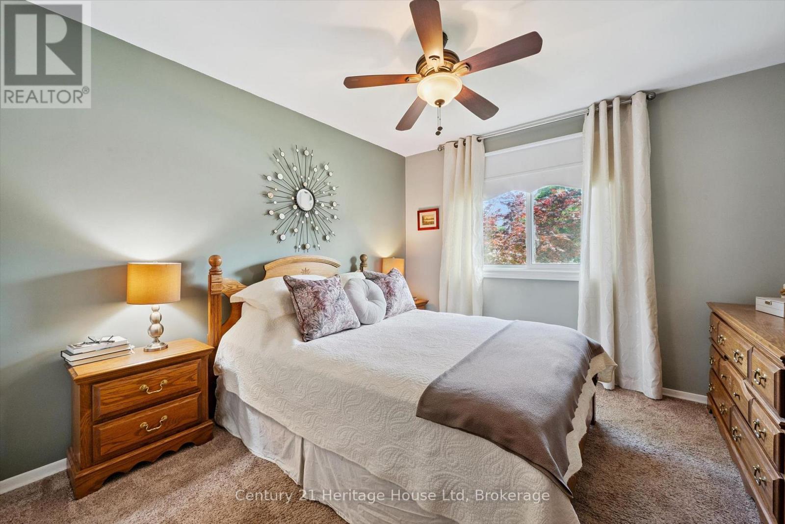 44 INVERNESS DRIVE - 15