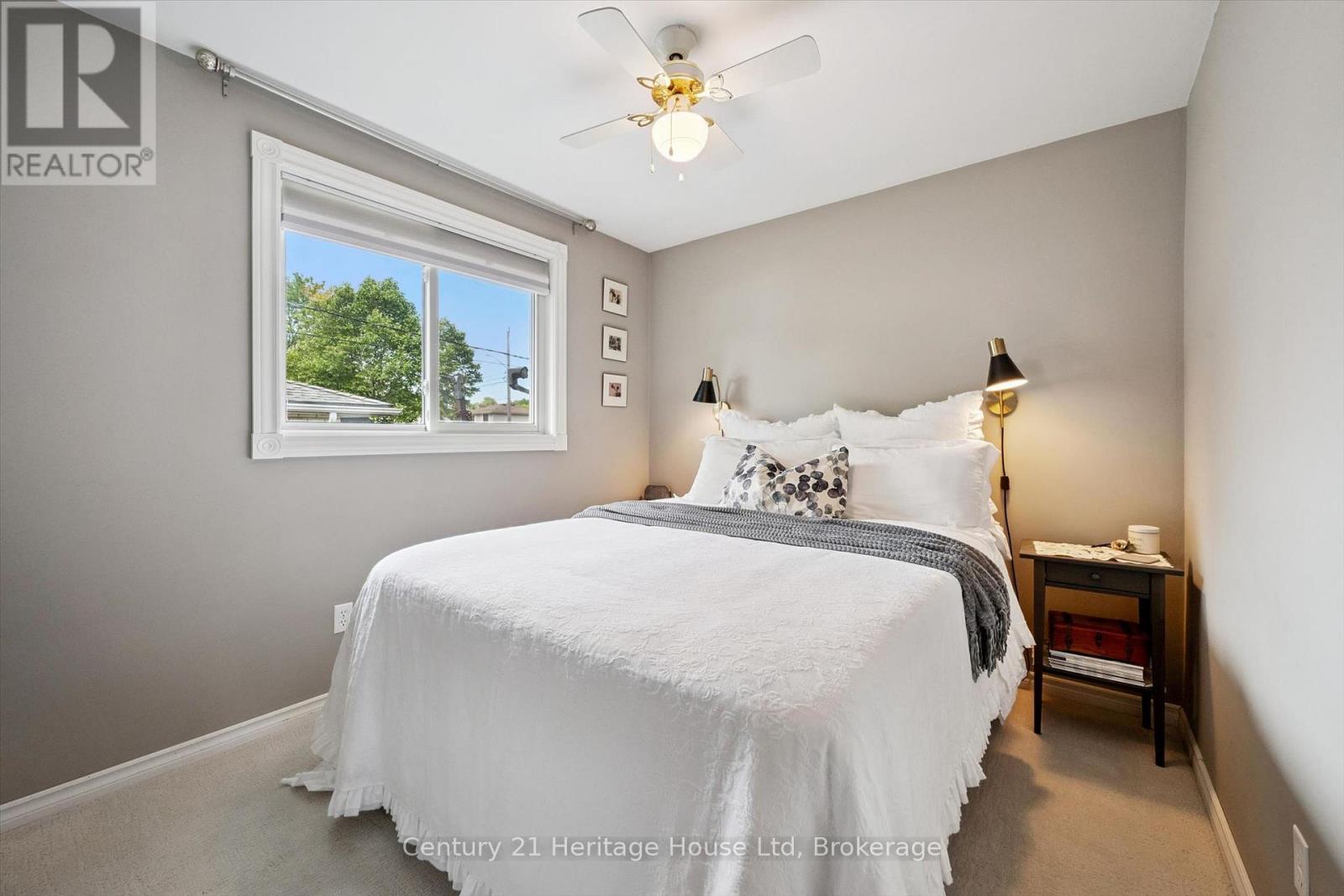 44 INVERNESS DRIVE - 17