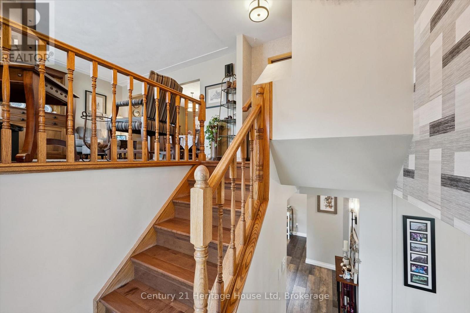 44 INVERNESS DRIVE - 20