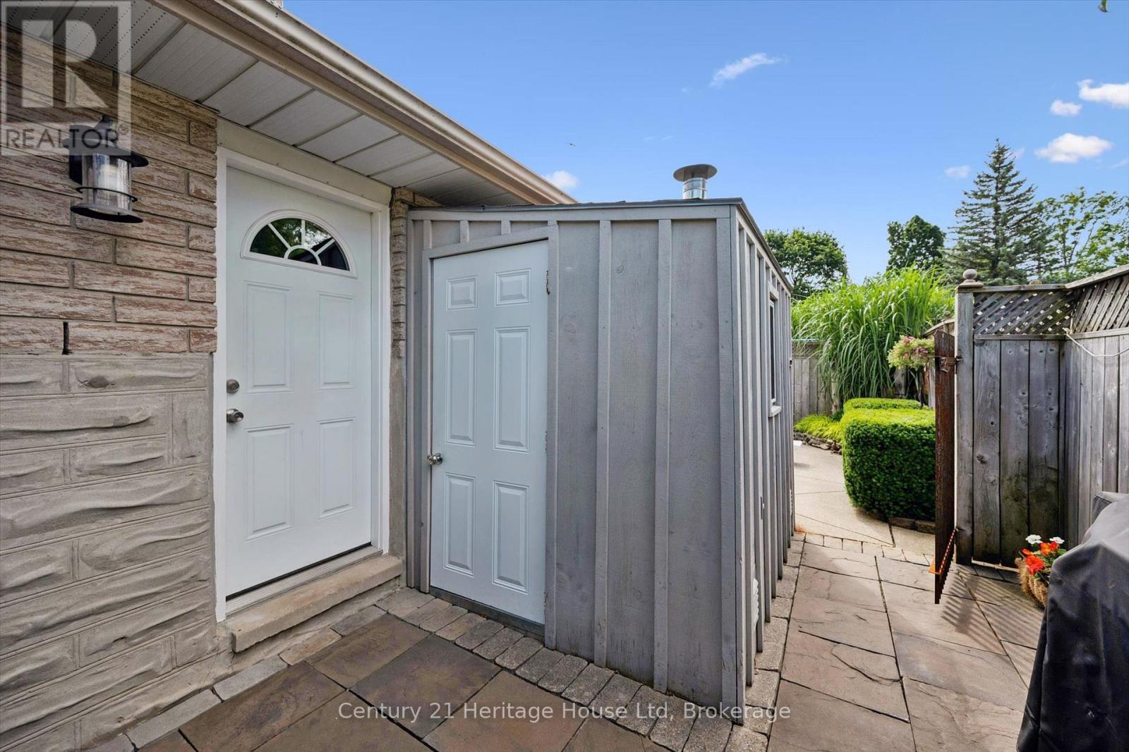 44 INVERNESS DRIVE - 40