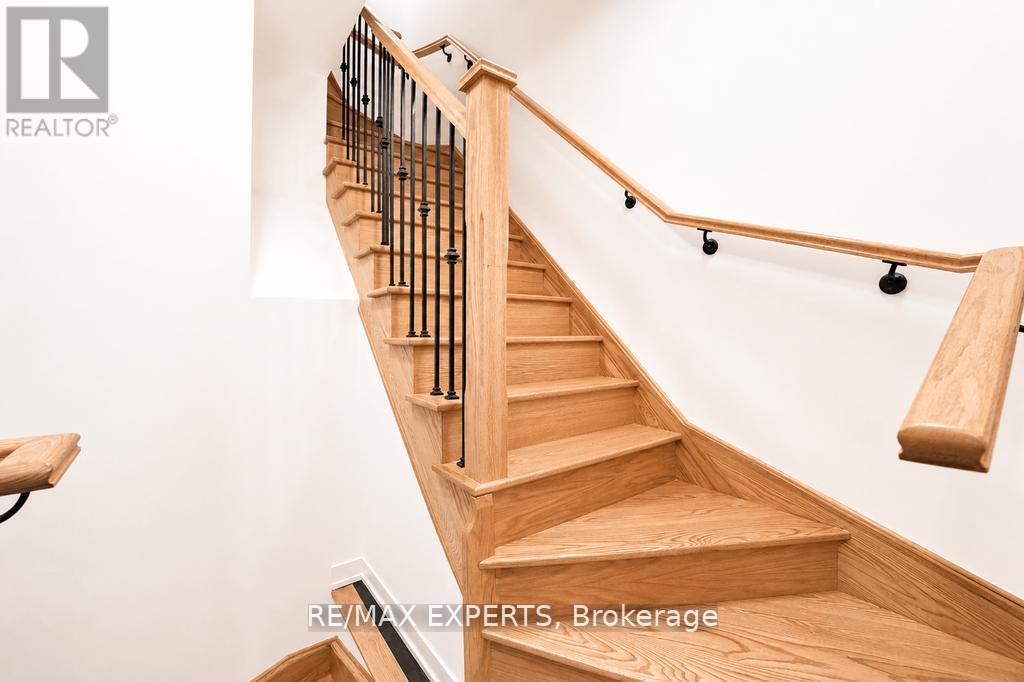 #7 8 MARQUETTE AVENUE - 13