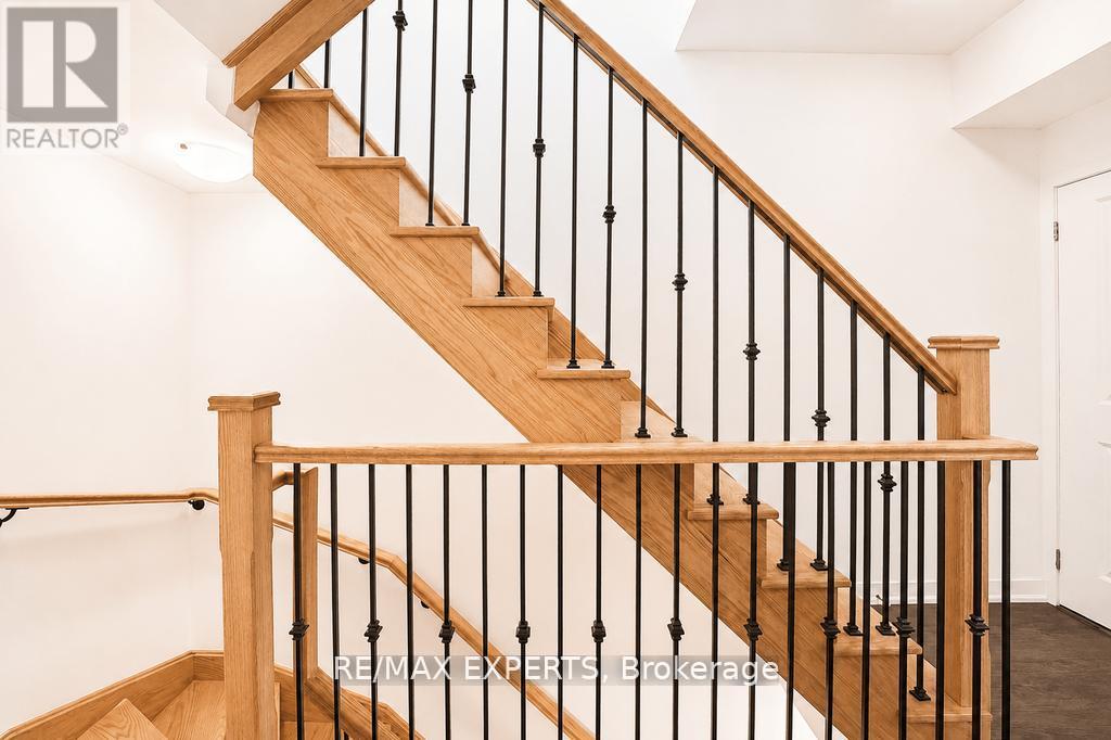 #7 8 MARQUETTE AVENUE - 14