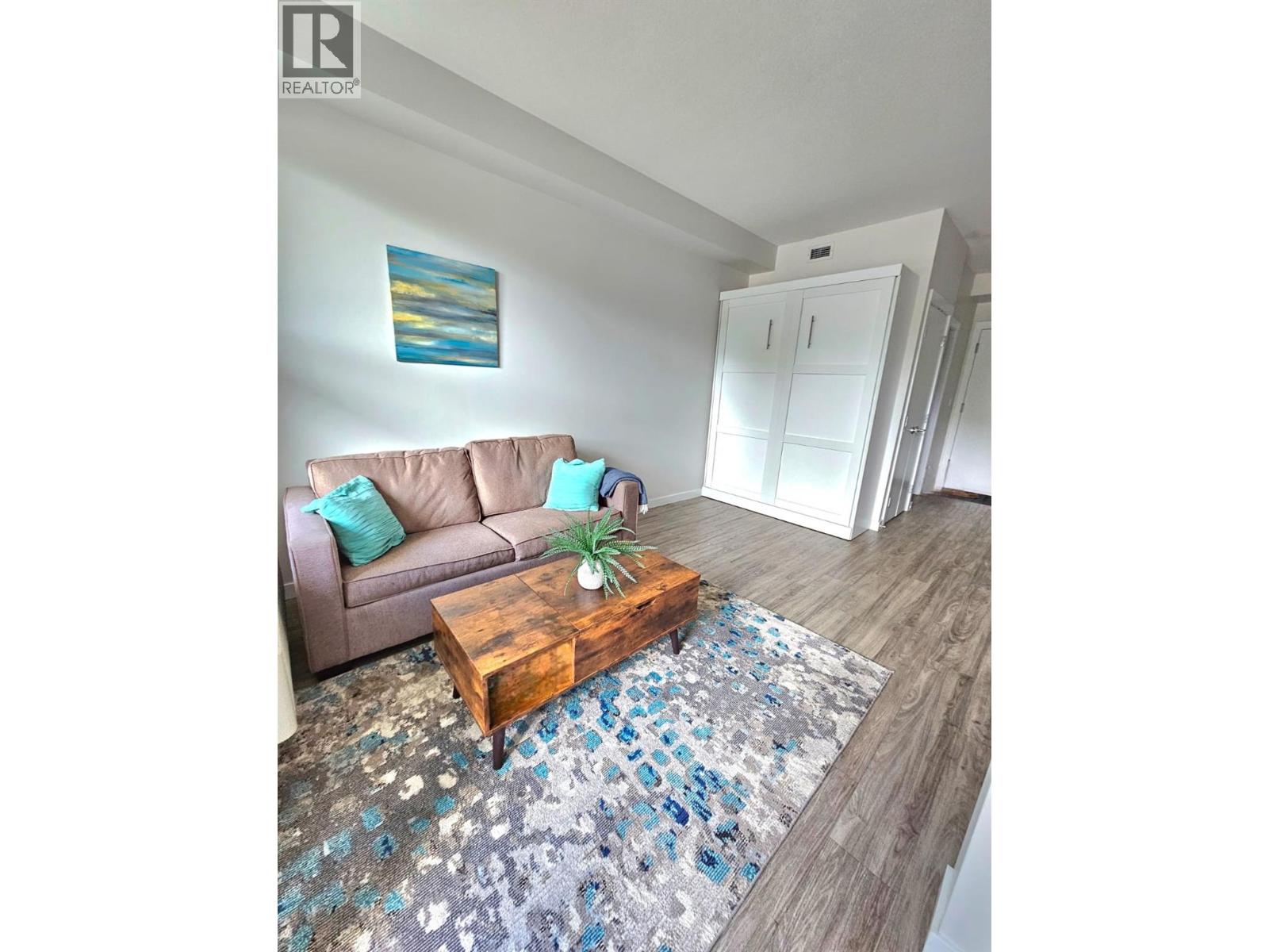 #102 1800 Richter Street - 7