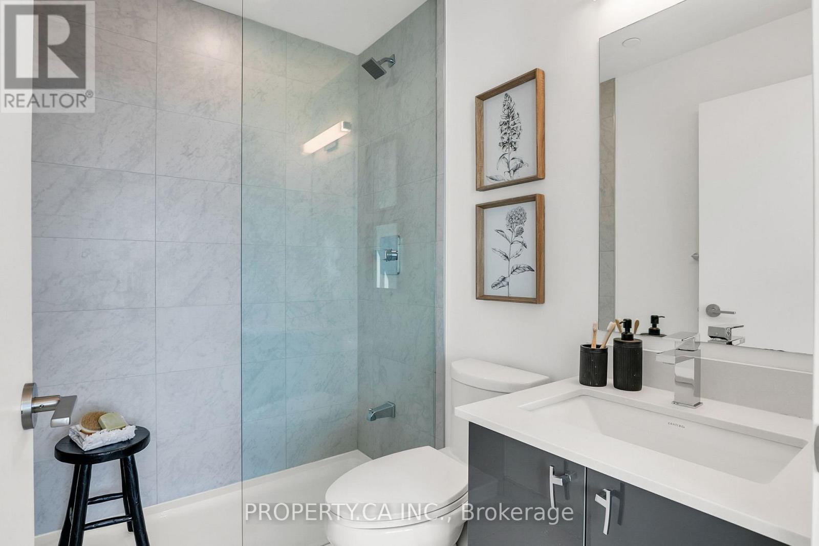 #505 630 GREENWOOD AVENUE - 14