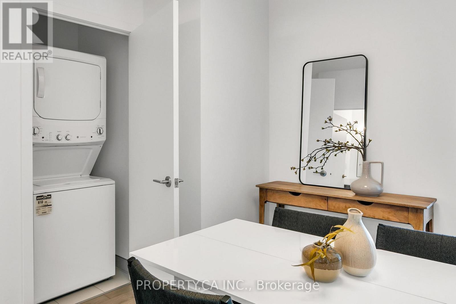 #505 630 GREENWOOD AVENUE - 23