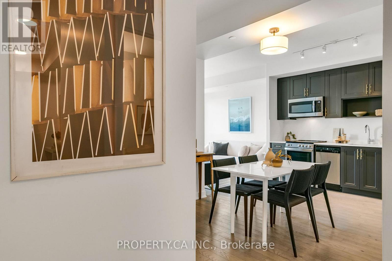 #505 630 GREENWOOD AVENUE - 24