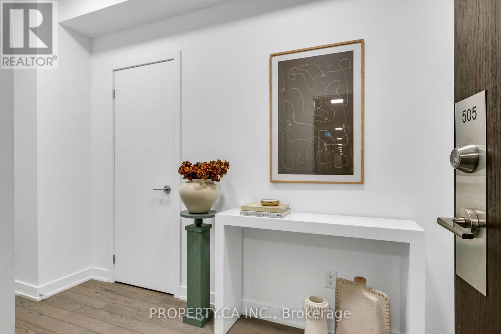 #505 630 GREENWOOD AVENUE - 26