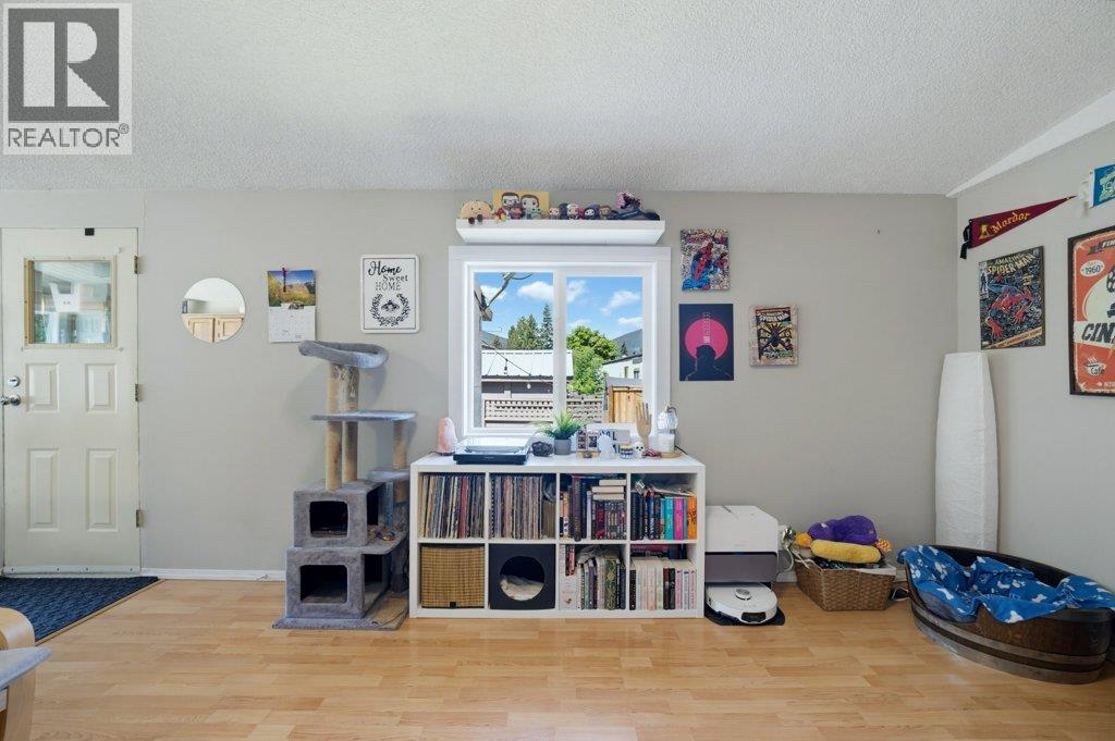 6850 53 Street NE - 13