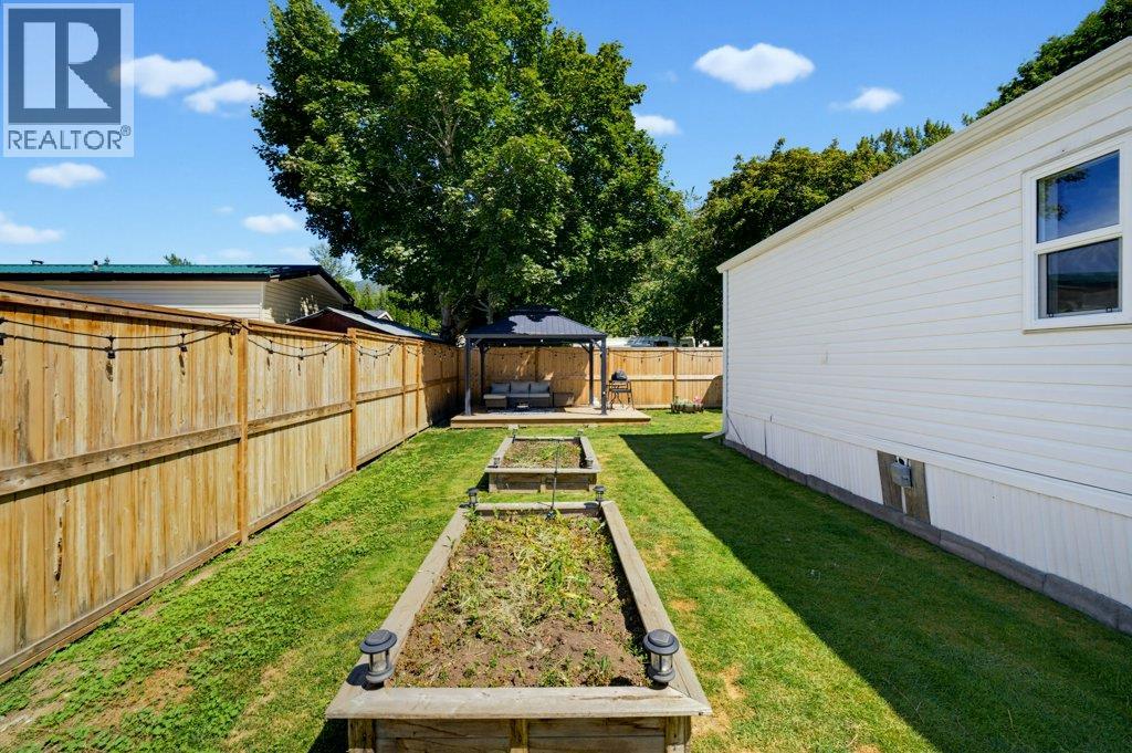6850 53 Street NE - 31