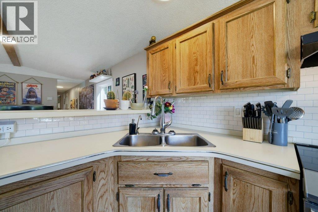 6850 53 Street NE - 9