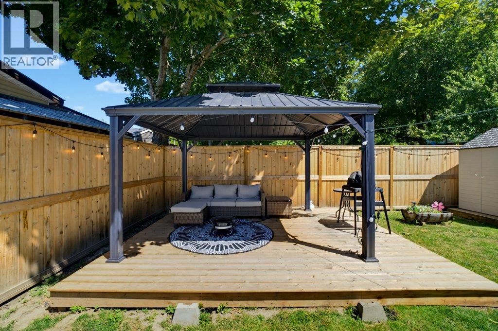 6850 53 Street NE - 32