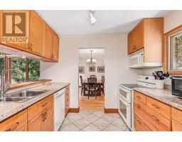 138 Kionontio Trail, Blue Mountains, ON L9Y0R6 Photo 11