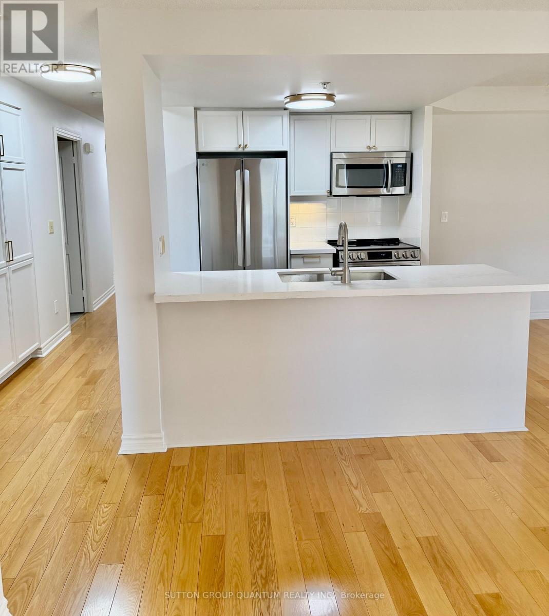 #1103 350 PRINCESS ROYAL DRIVE - 6