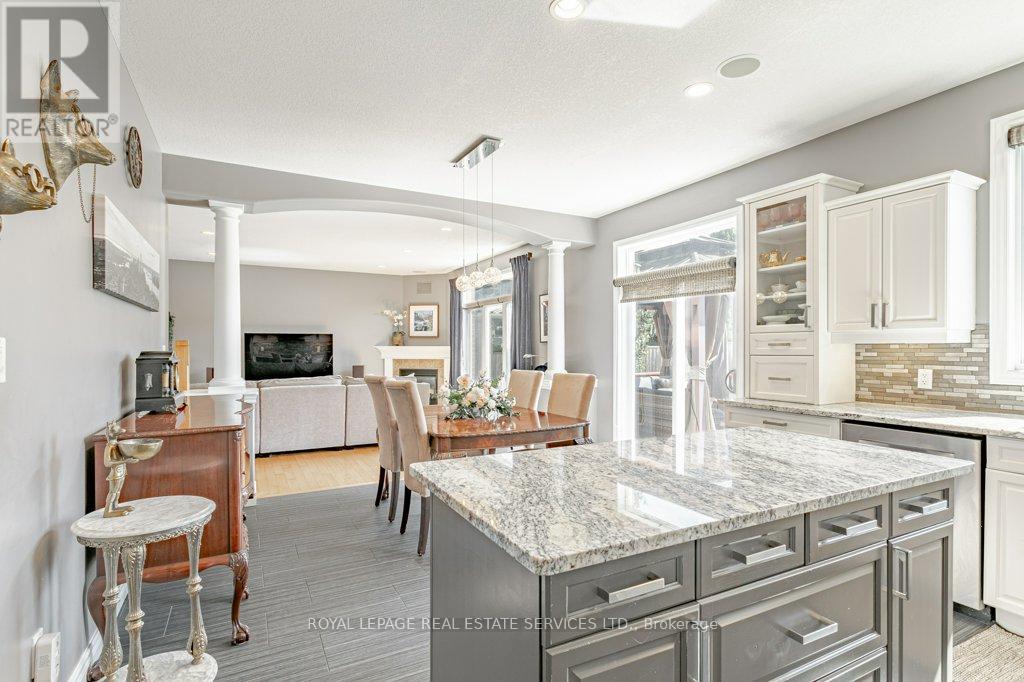 560 LAKEVIEW DRIVE - Image 13