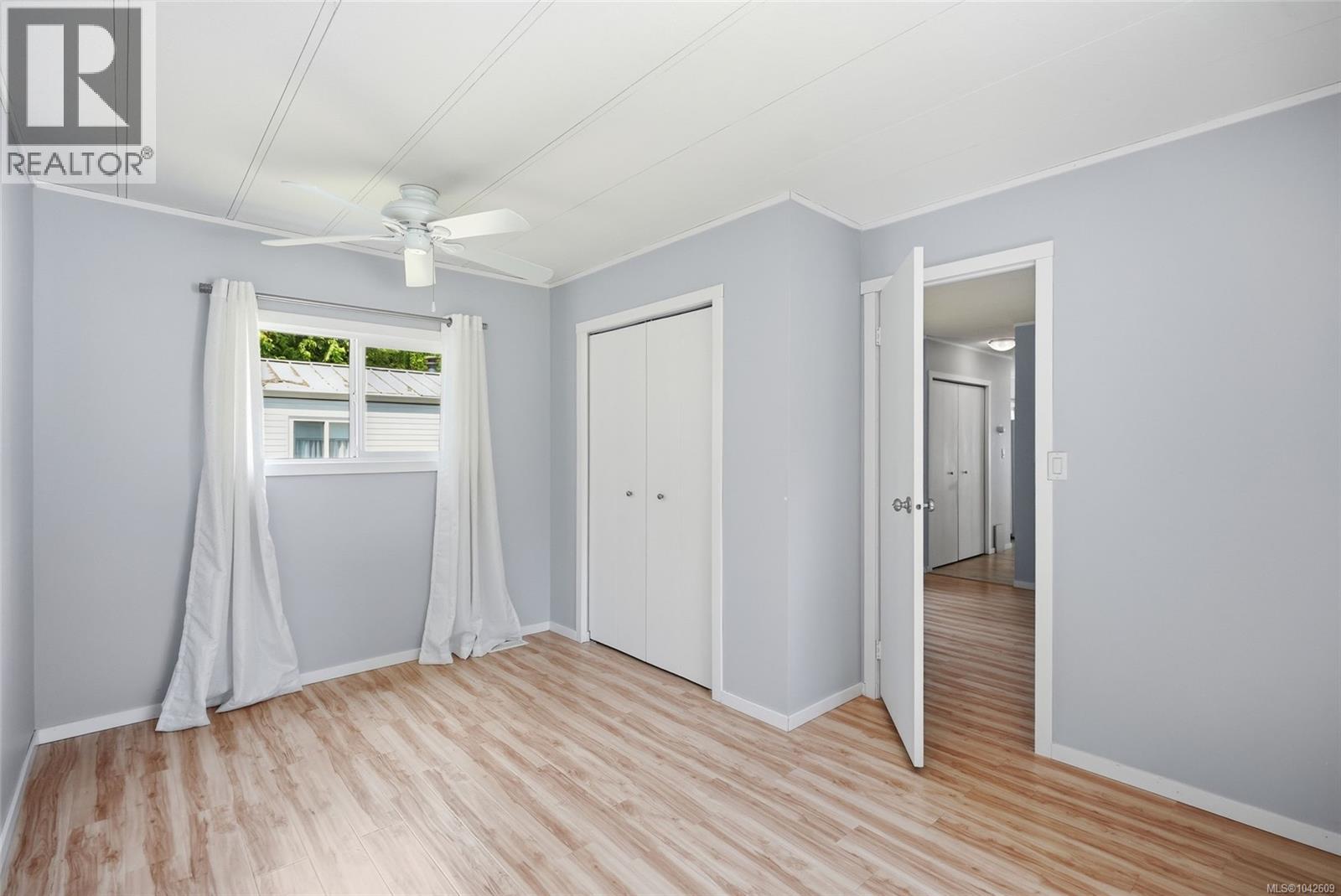 #105 1359 Cranberry Ave - 17