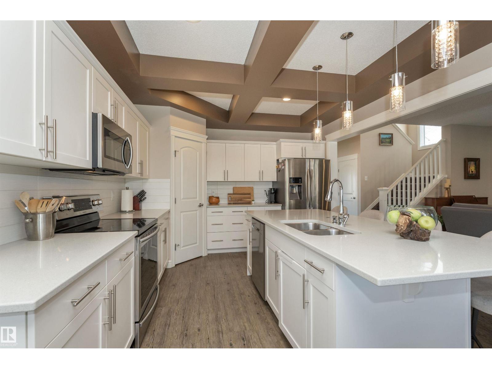 2304 89 ST SW - 14