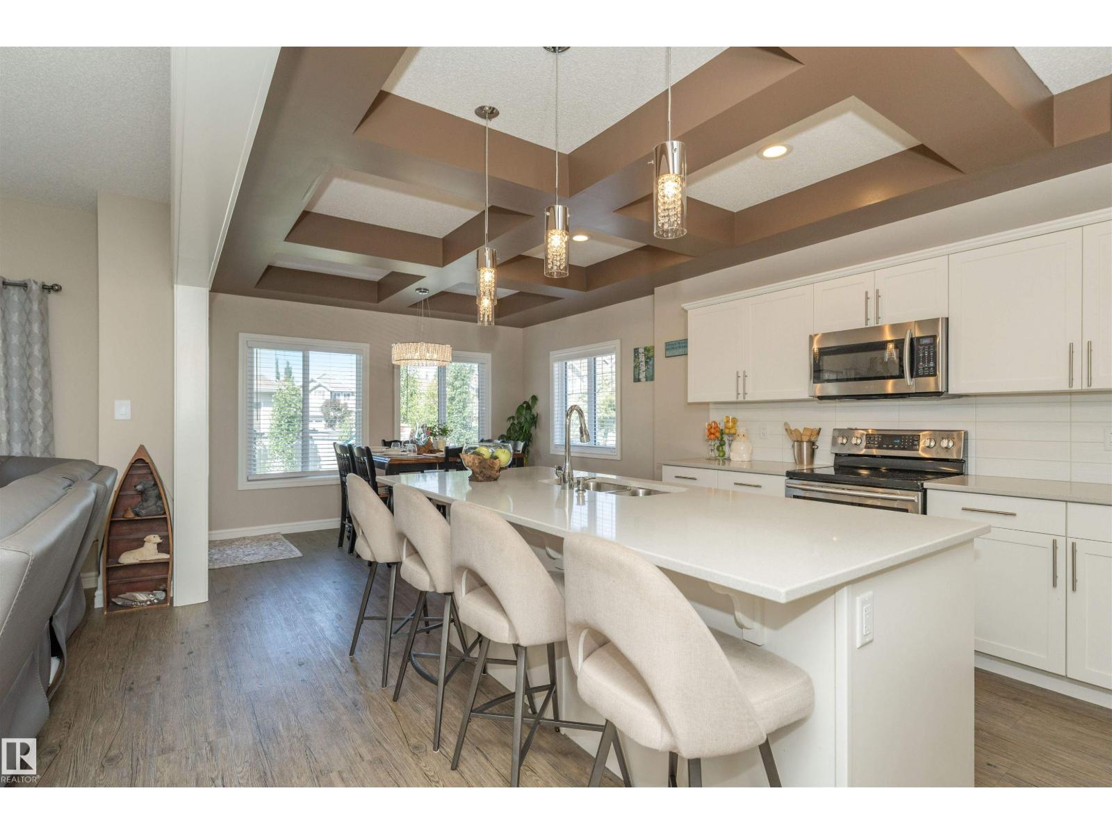 2304 89 ST SW - 12