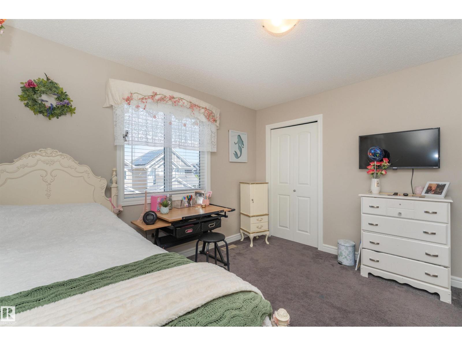 2304 89 ST SW - 30