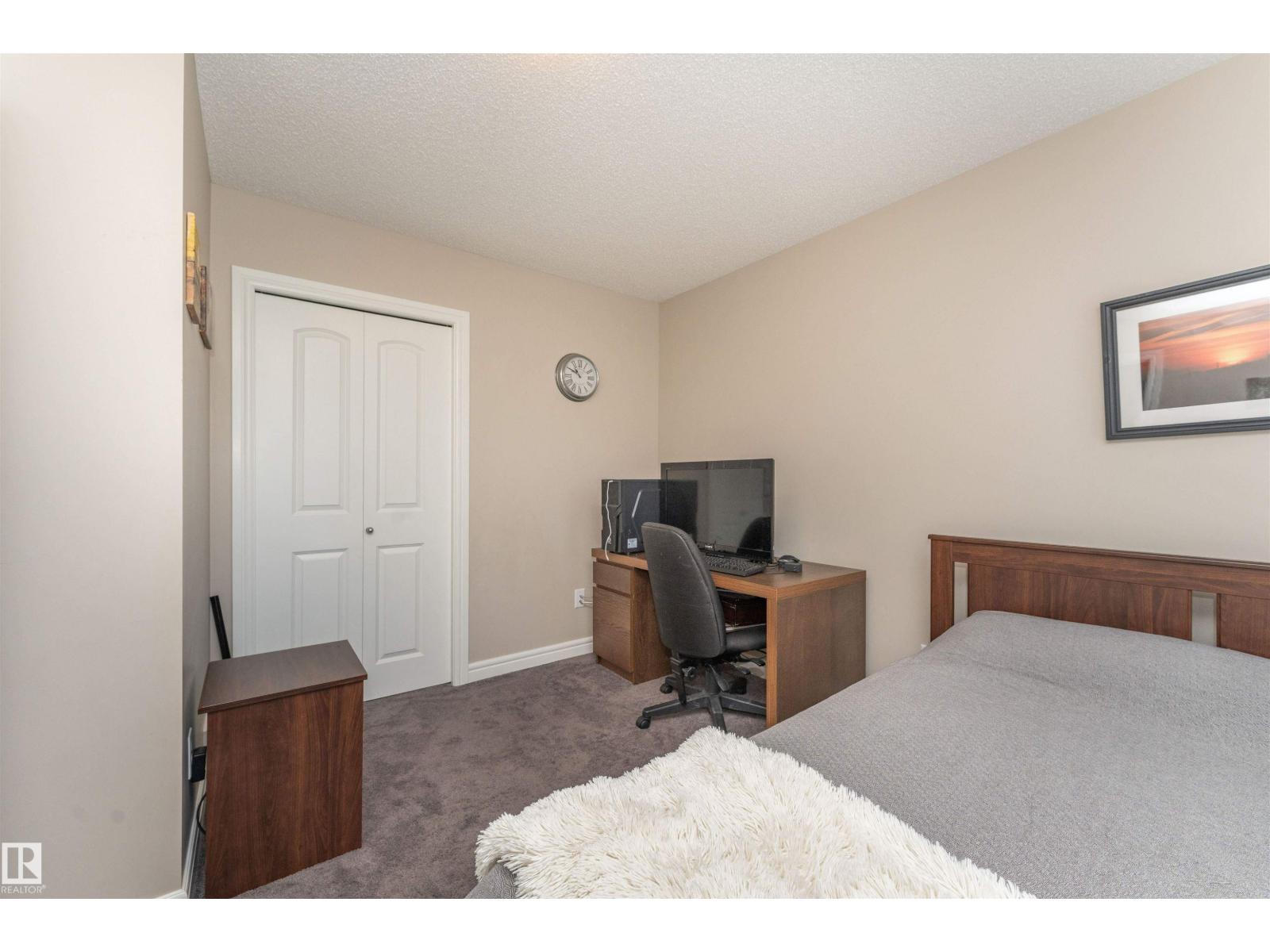 2304 89 ST SW - 29
