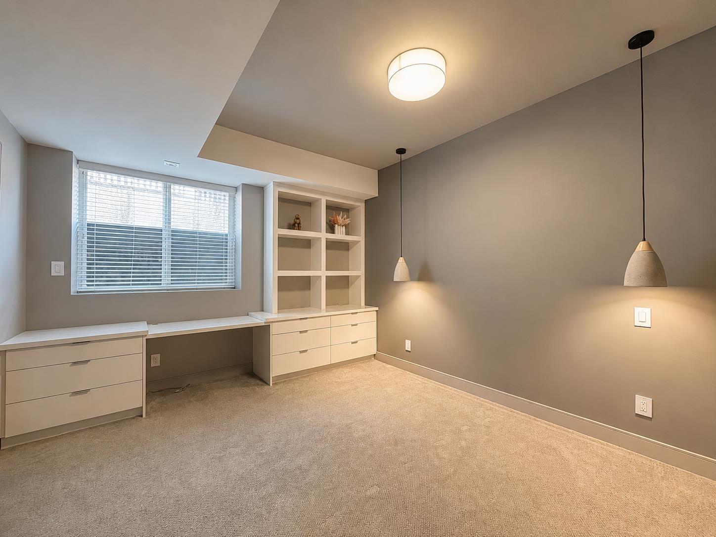 15957 39A AVENUE, Surrey