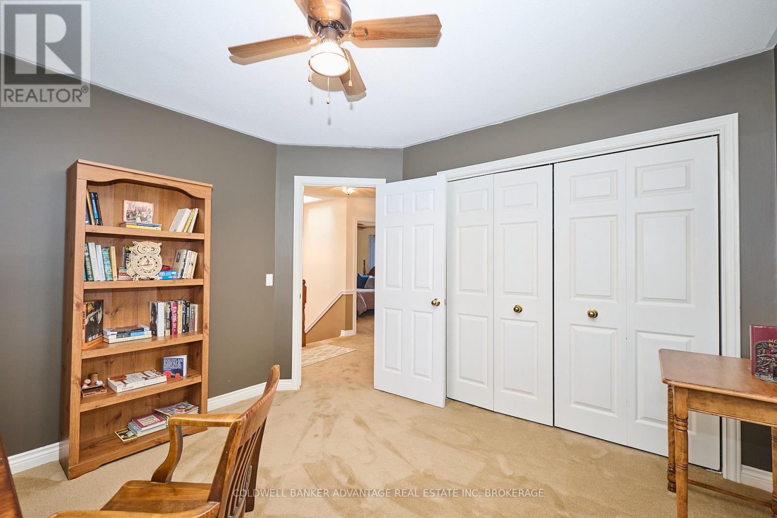28 DIXON CRESCENT - 15