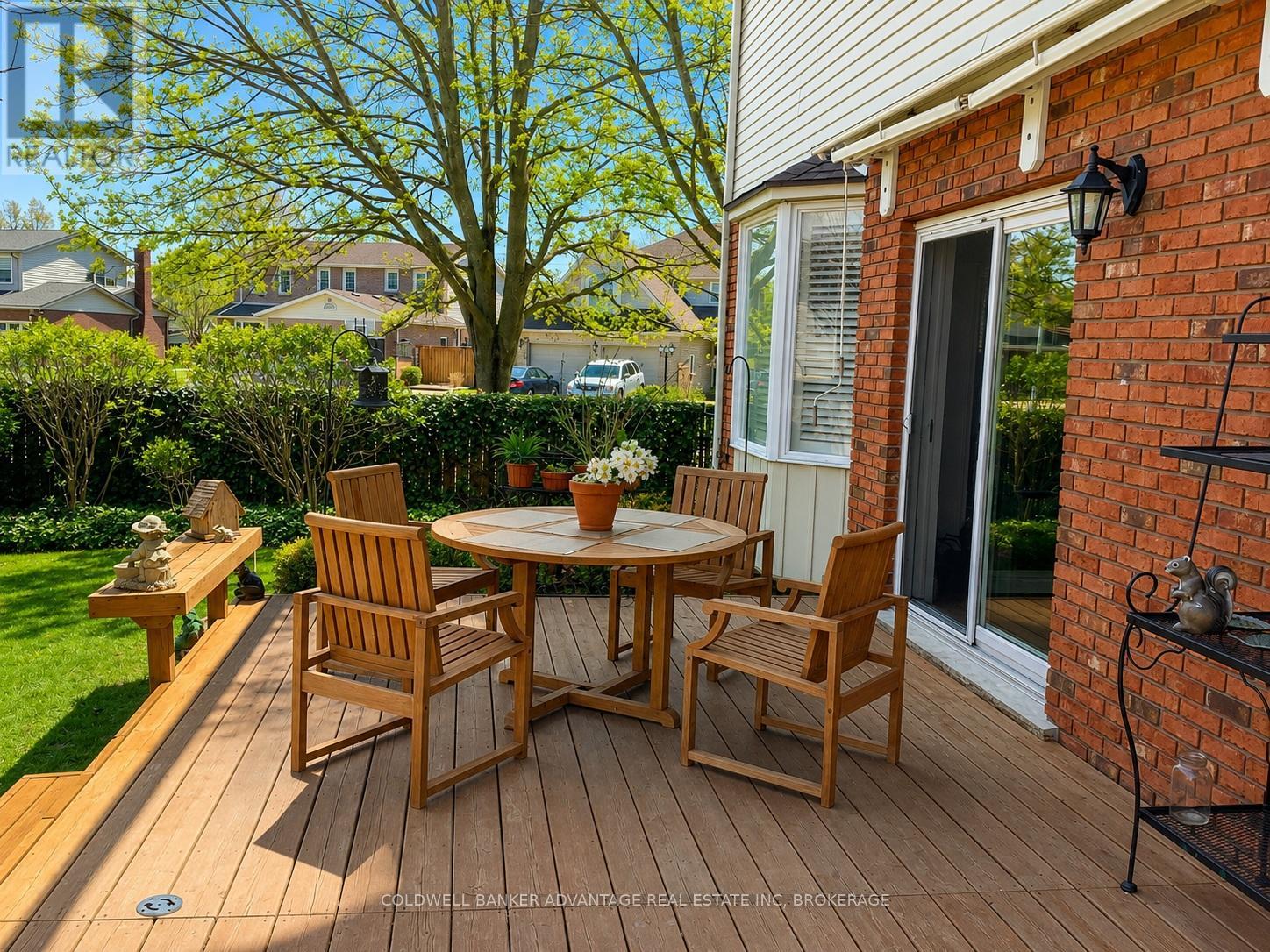 28 DIXON CRESCENT - 25