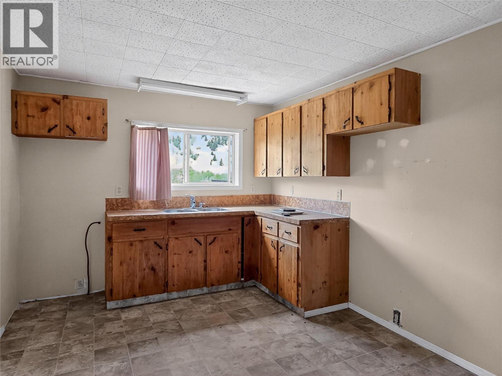 4161 MICKEY FRONTAGE Road - 41